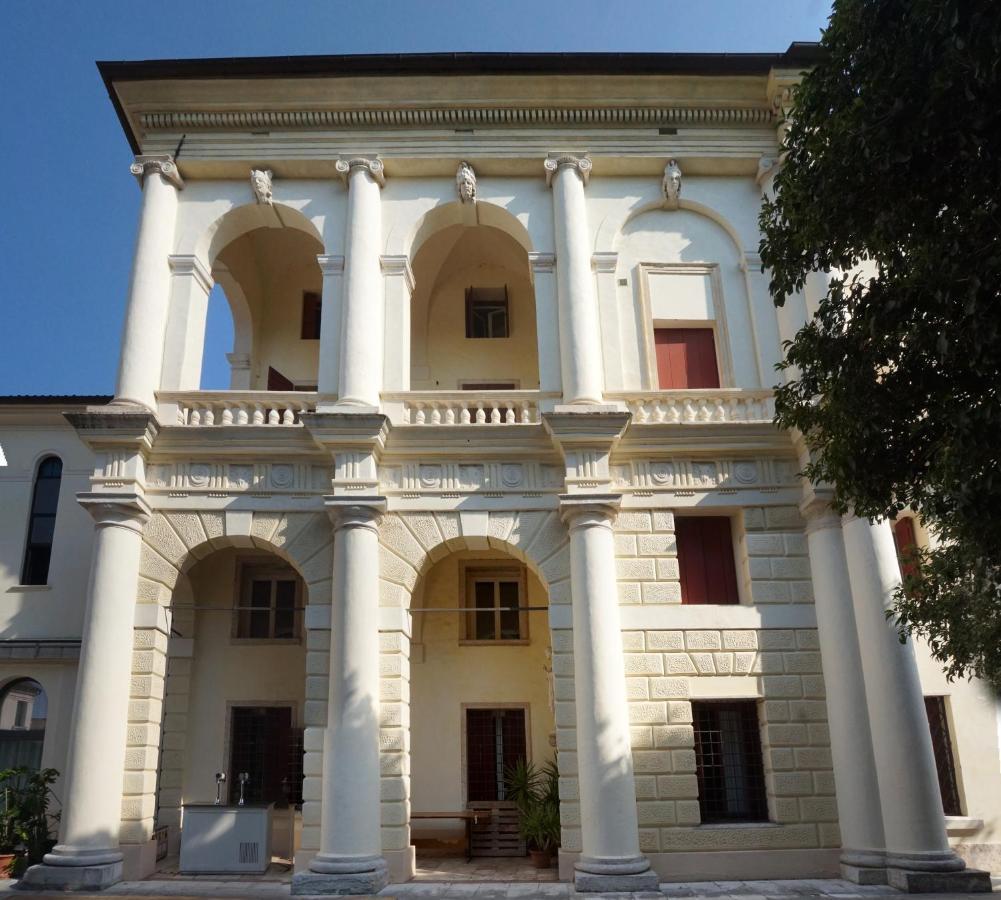 Guest House Villa Angaran San Giuseppe 巴萨诺－德尔格拉帕 外观 照片