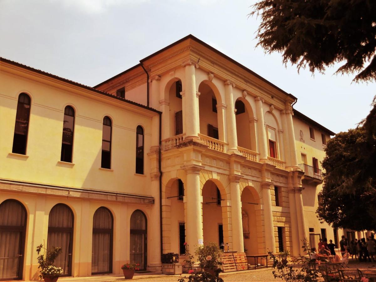 Guest House Villa Angaran San Giuseppe 巴萨诺－德尔格拉帕 外观 照片